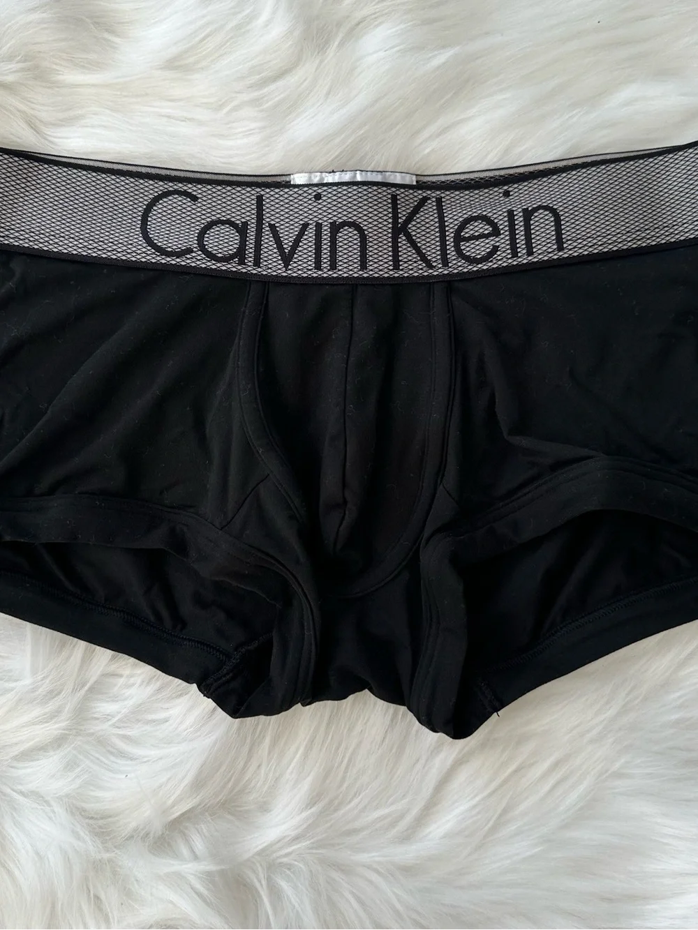 Calvin Klein Customized Stretch Low Rise Trunk Men’s Small Black NWOT